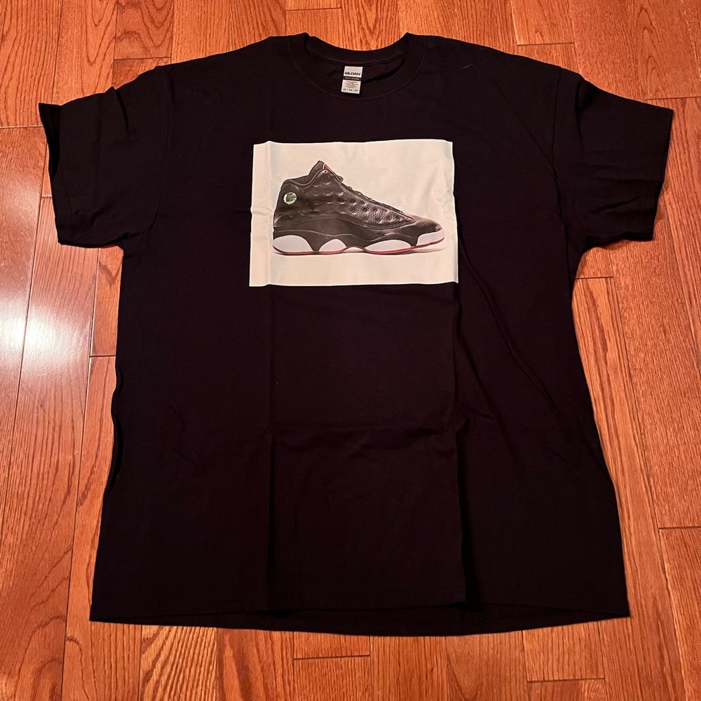 Jordan Shoe T shirt XL.  New never worn.